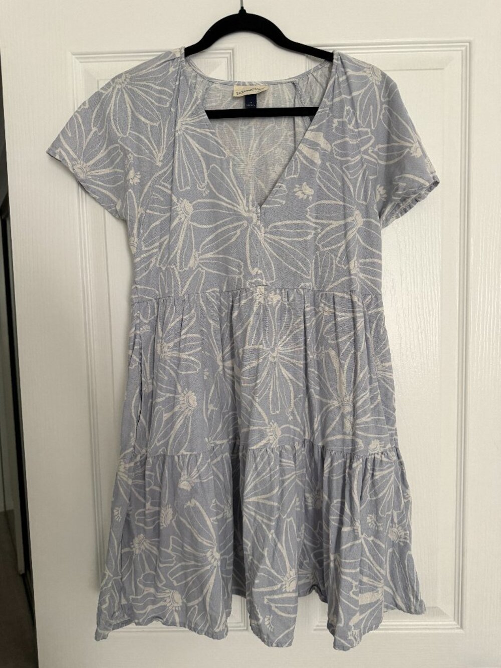 Women's Blue Floral Tiered Short Sleeve V-Neck Mini Dress